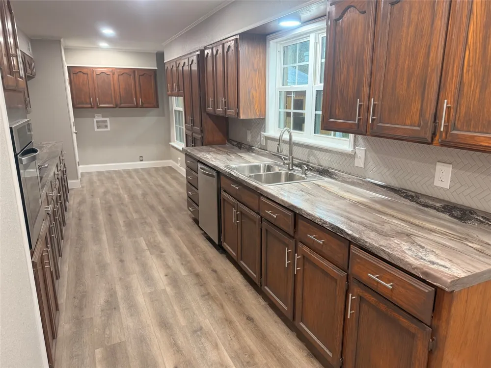 112 Myrtle Dr New Boston, TX 75570