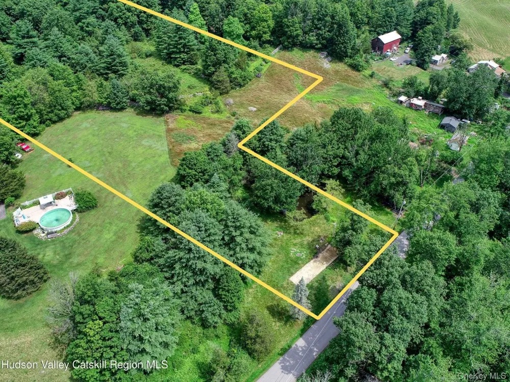 252 Upper Samsonville Road Olivebridge, NY 12461
