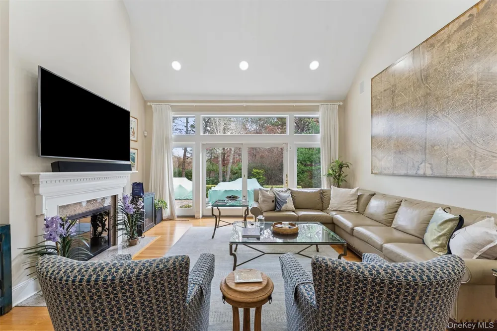 3 Cherry Blossom Lane East Quogue, NY 11942