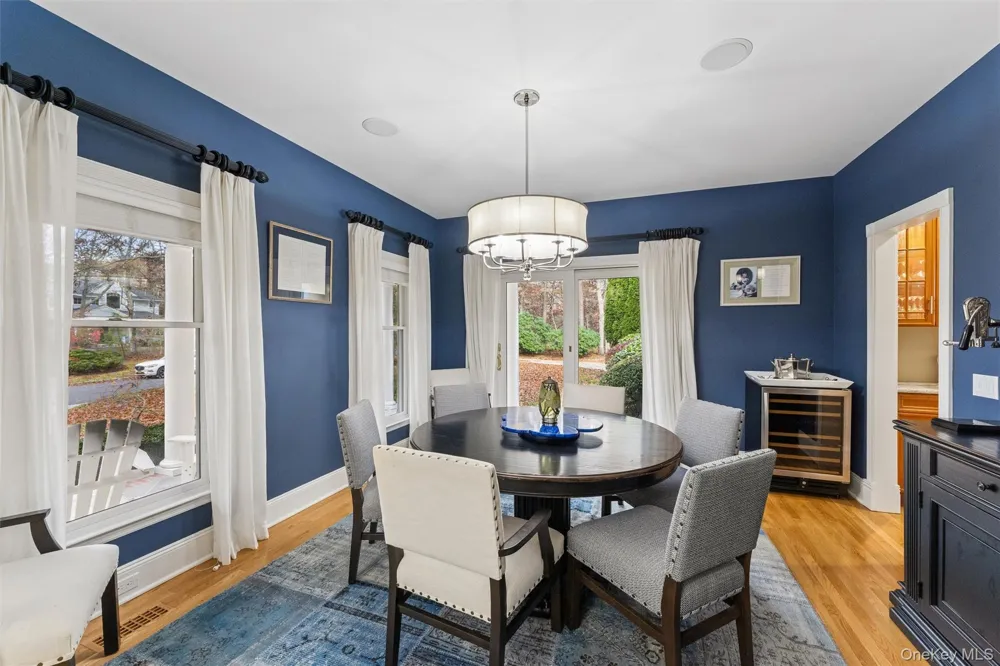 3 Cherry Blossom Lane East Quogue, NY 11942