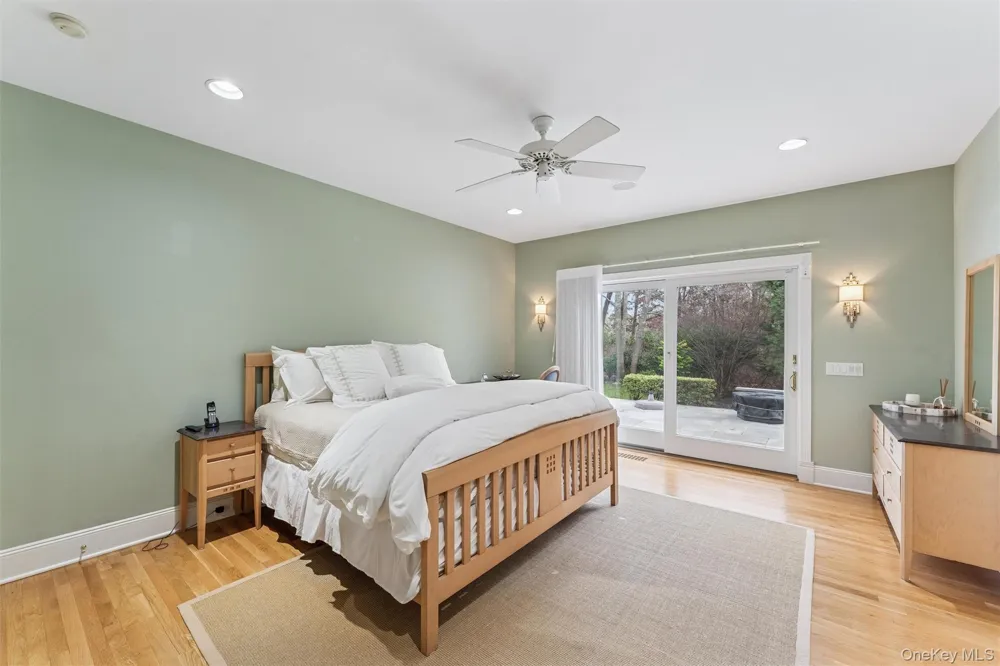 3 Cherry Blossom Lane East Quogue, NY 11942