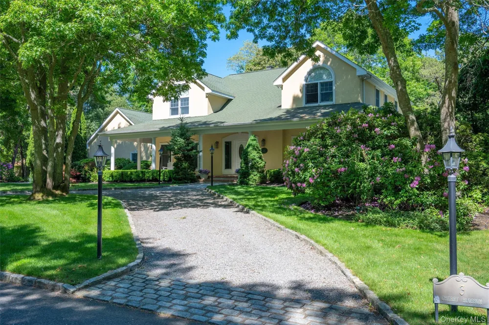 3 Cherry Blossom Lane East Quogue, NY 11942