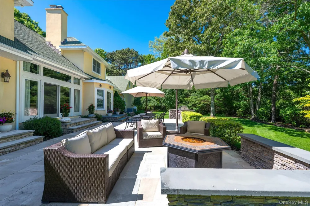 3 Cherry Blossom Lane East Quogue, NY 11942