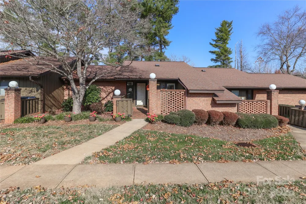 1359 Radio Road Statesville, NC 28625