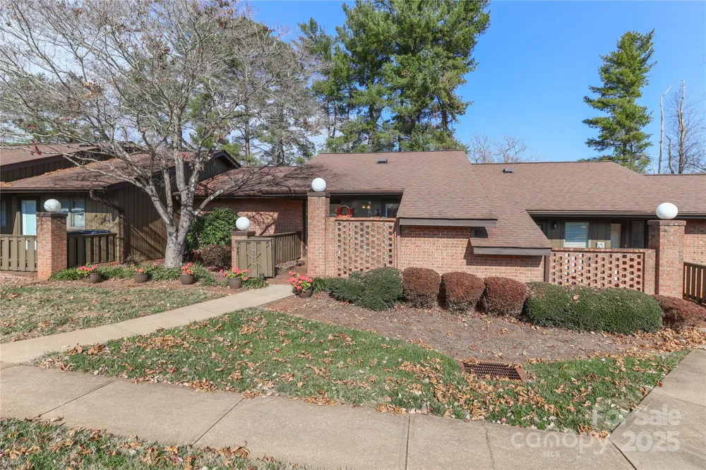 1359 Radio Road Statesville, NC 28625