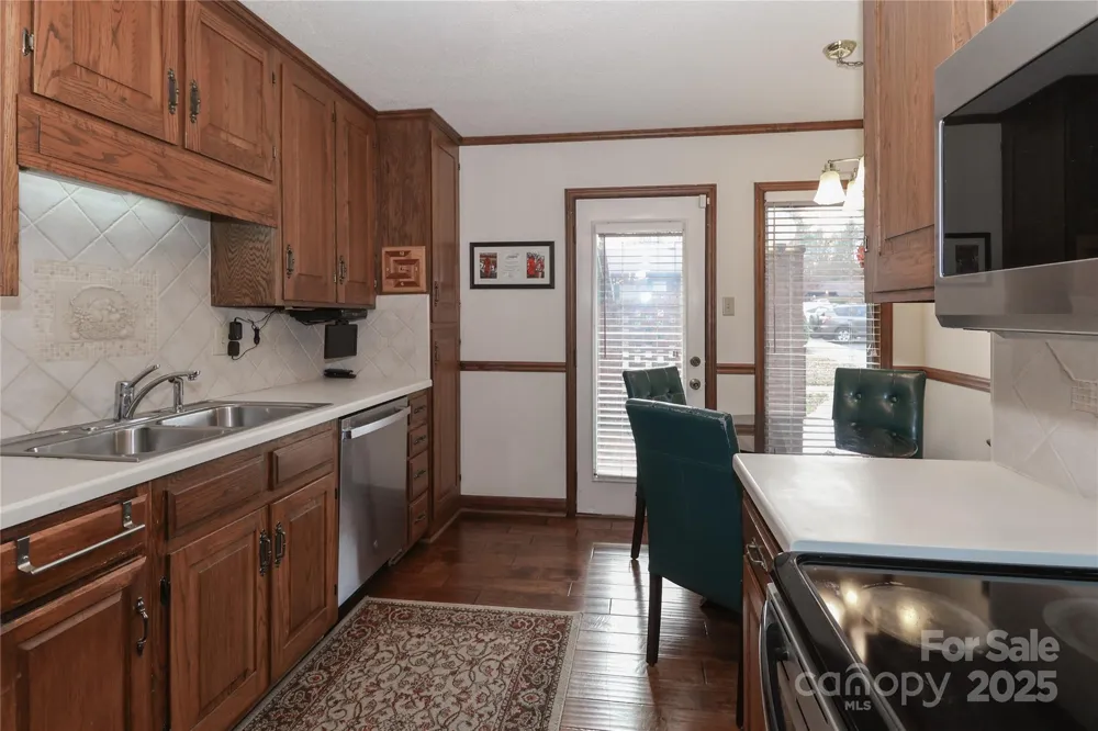 1359 Radio Road Statesville, NC 28625
