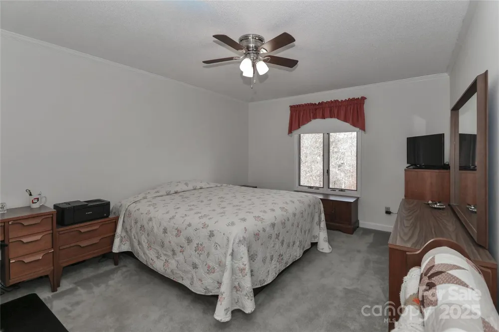 1359 Radio Road Statesville, NC 28625