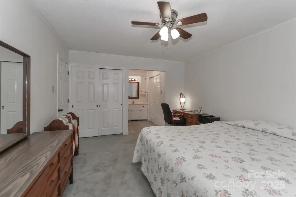 1359 Radio Road Statesville, NC 28625