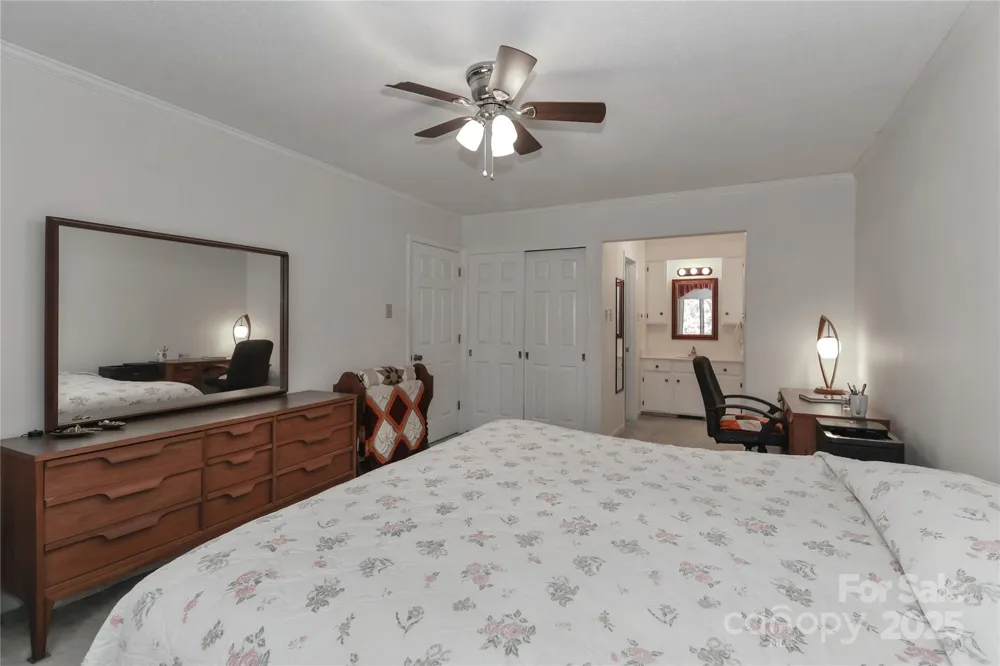 1359 Radio Road Statesville, NC 28625