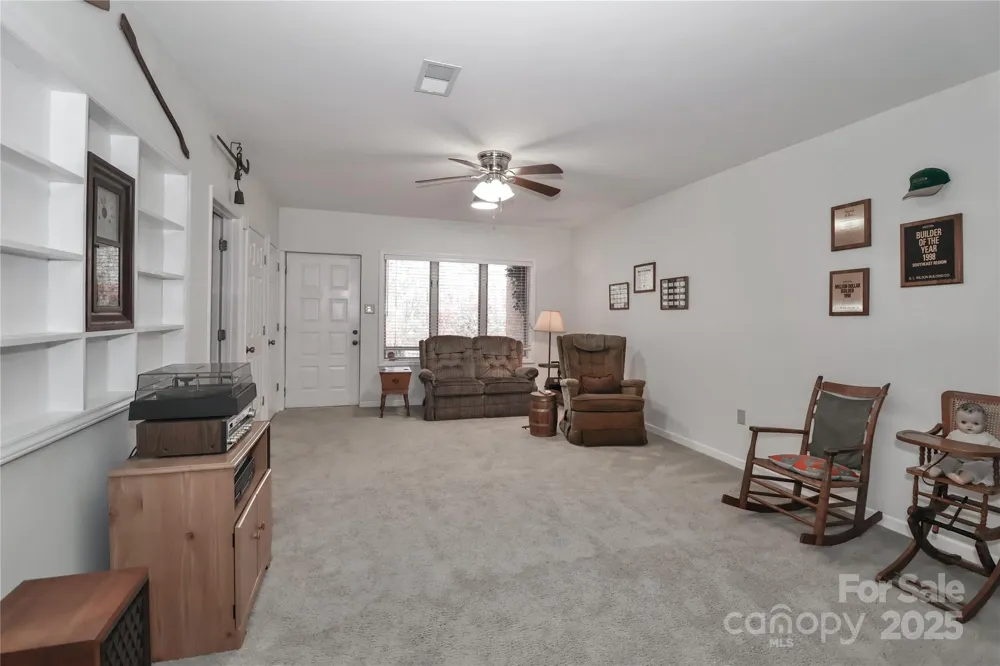 1359 Radio Road Statesville, NC 28625