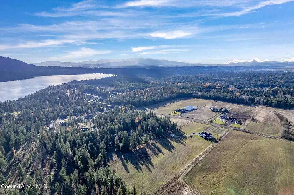 12378 MEADOW WOOD LANE Hayden, ID 83835