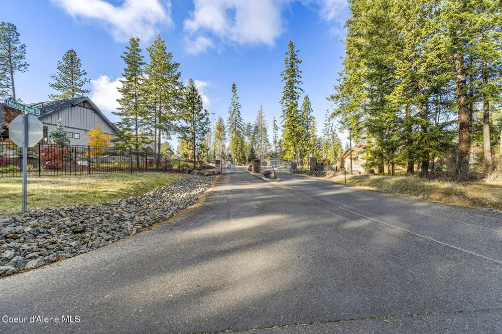 12378 MEADOW WOOD LANE Hayden, ID 83835