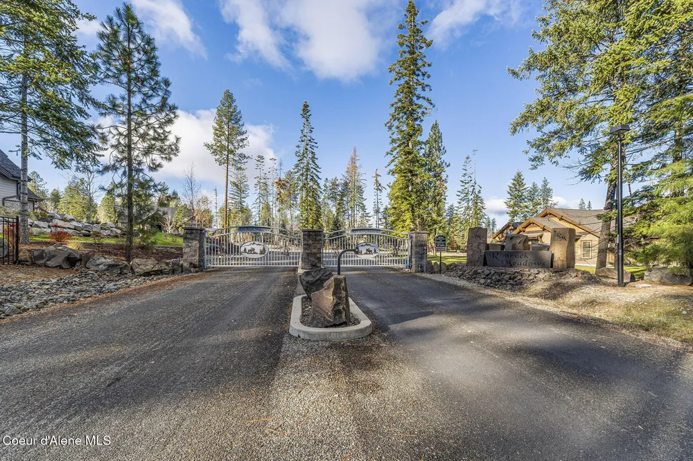 12378 MEADOW WOOD LANE Hayden, ID 83835