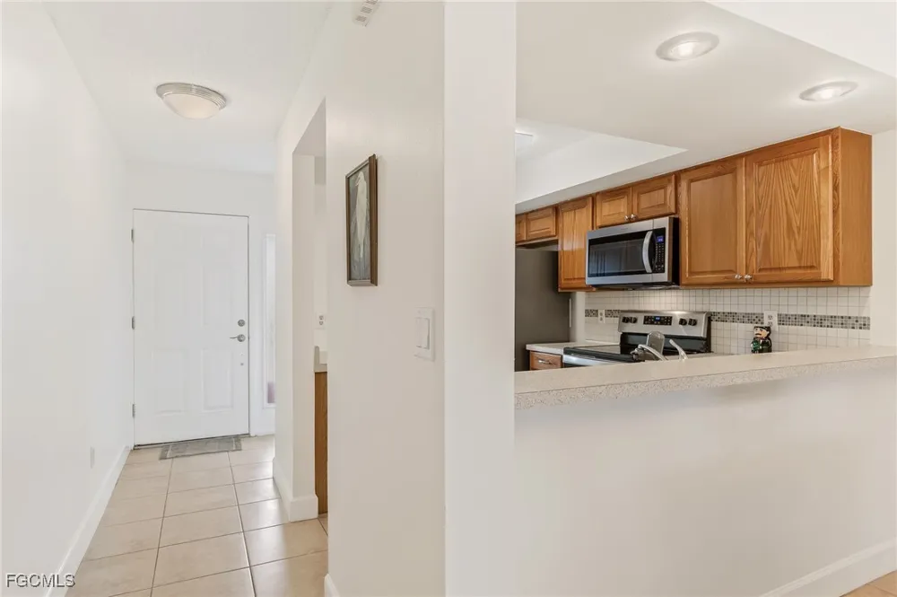 Cape Coral Parkway W #206 Cape Coral, FL 33914