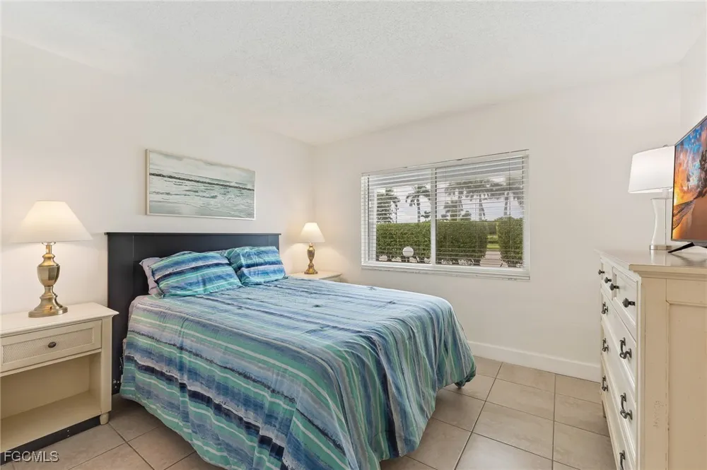 Cape Coral Parkway W #206 Cape Coral, FL 33914