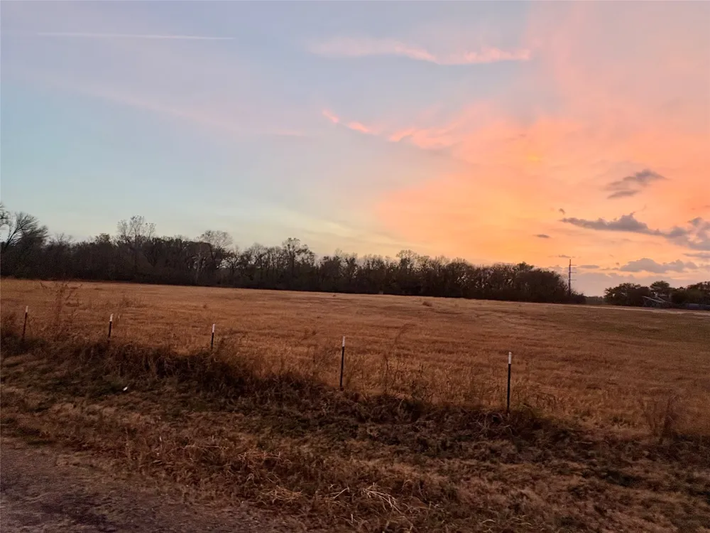 1600 Lavender Road Lancaster, TX 75146