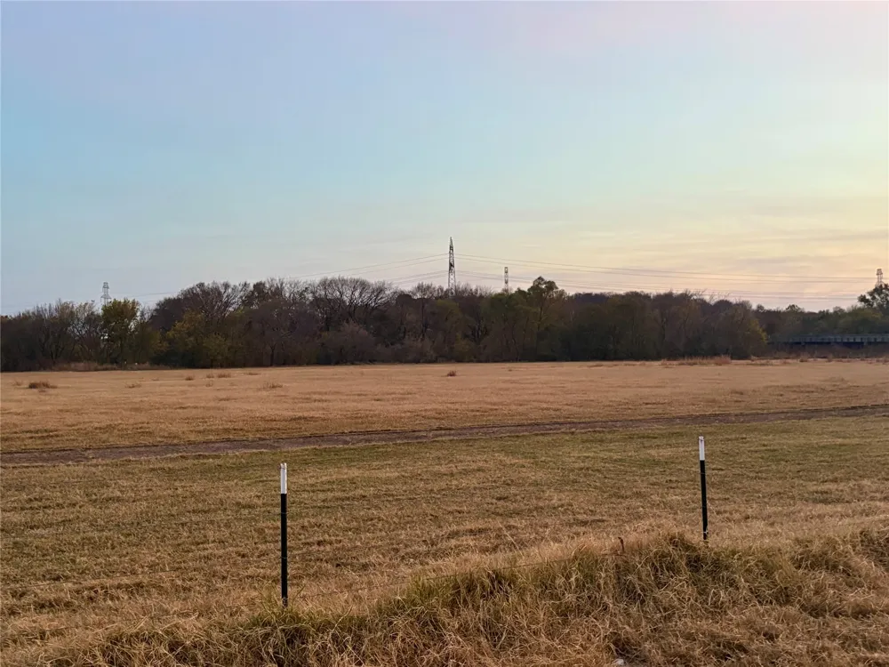 1600 Lavender Road Lancaster, TX 75146