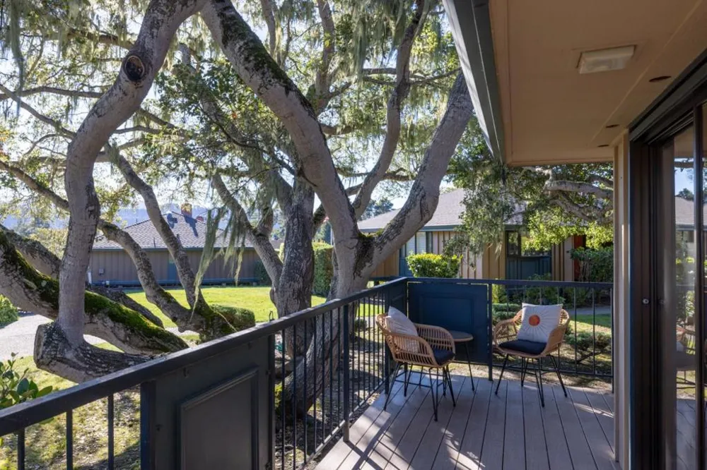 223 Del Mesa Carmel Carmel, CA 93923