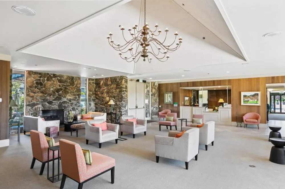 223 Del Mesa Carmel Carmel, CA 93923