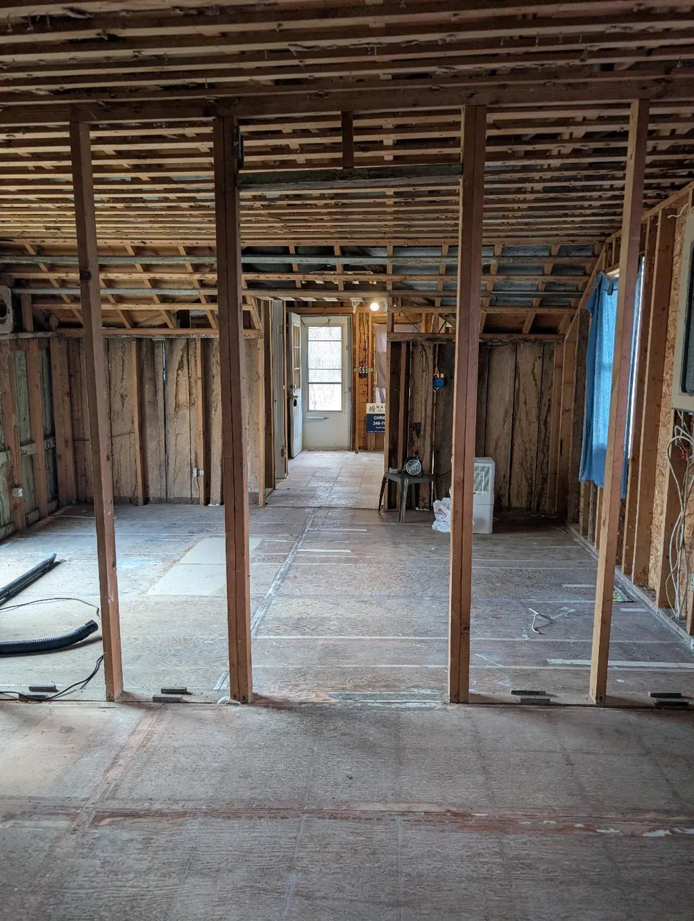216 Portage Lake Road Waterloo Township, MI 49259