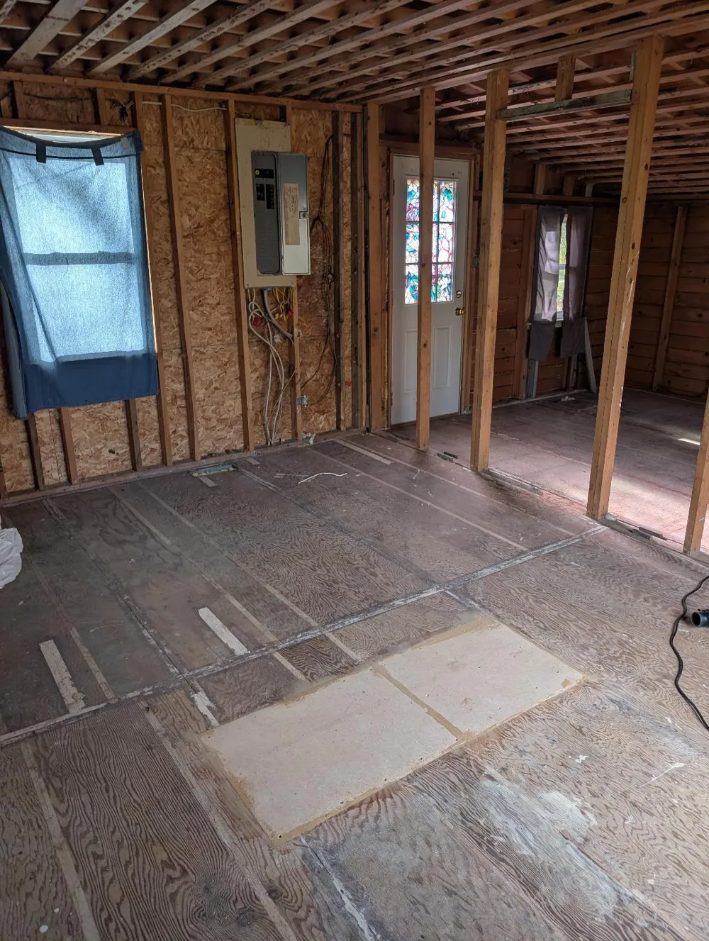 216 Portage Lake Road Waterloo Township, MI 49259