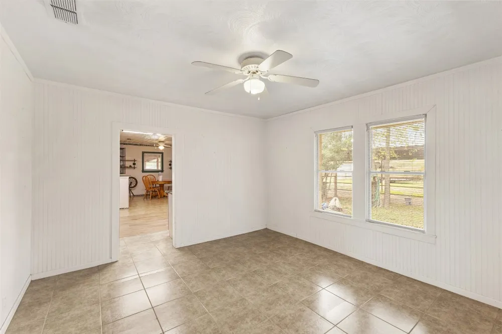 195 L County Road 852 Groesbeck, TX 75838