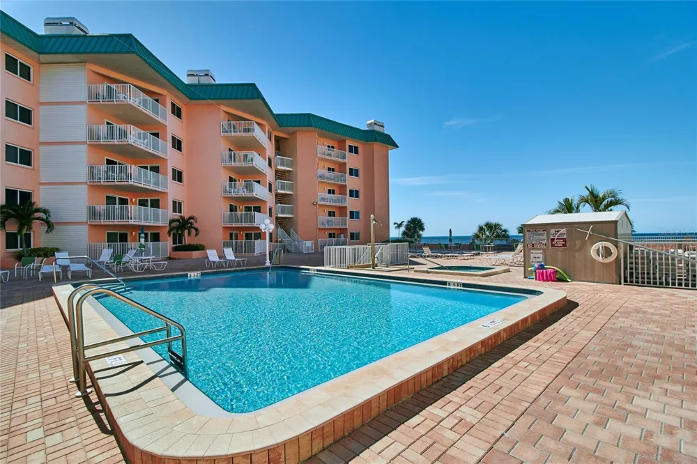 18400 GULF BOULEVARD #1206 Indian Shores, FL 33785