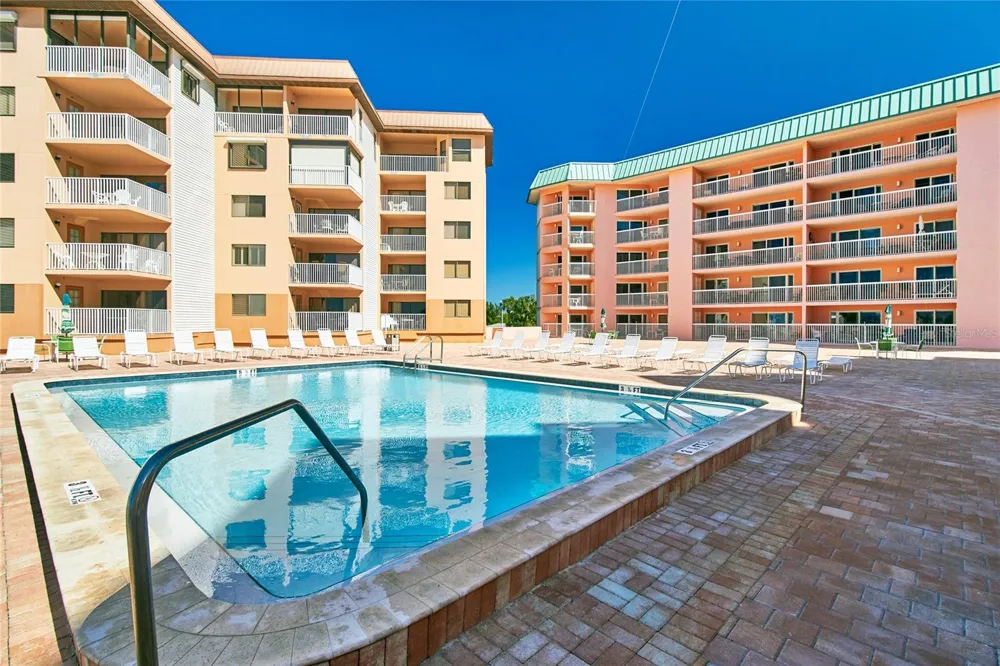 18400 GULF BOULEVARD #1206 Indian Shores, FL 33785