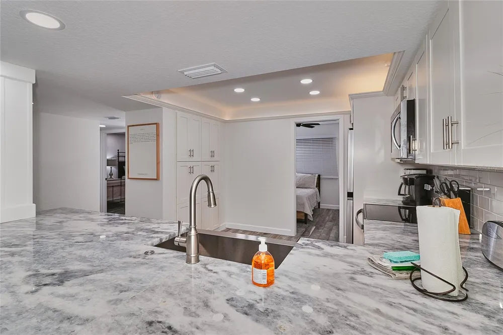 18400 GULF BOULEVARD #1206 Indian Shores, FL 33785