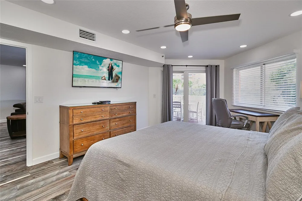 18400 GULF BOULEVARD #1206 Indian Shores, FL 33785