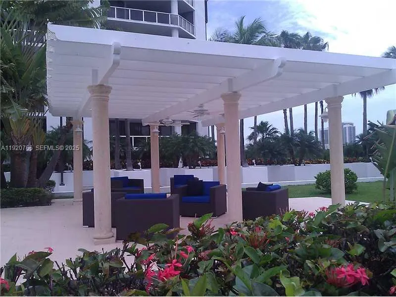 3600 Yacht Club Dr #1204 Aventura, FL 33180