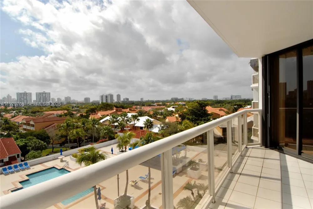 3600 Yacht Club Dr #1204 Aventura, FL 33180
