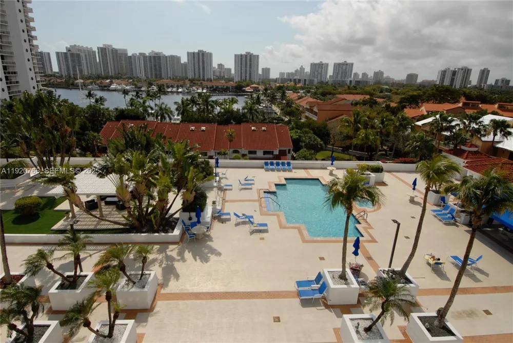 3600 Yacht Club Dr #1204 Aventura, FL 33180