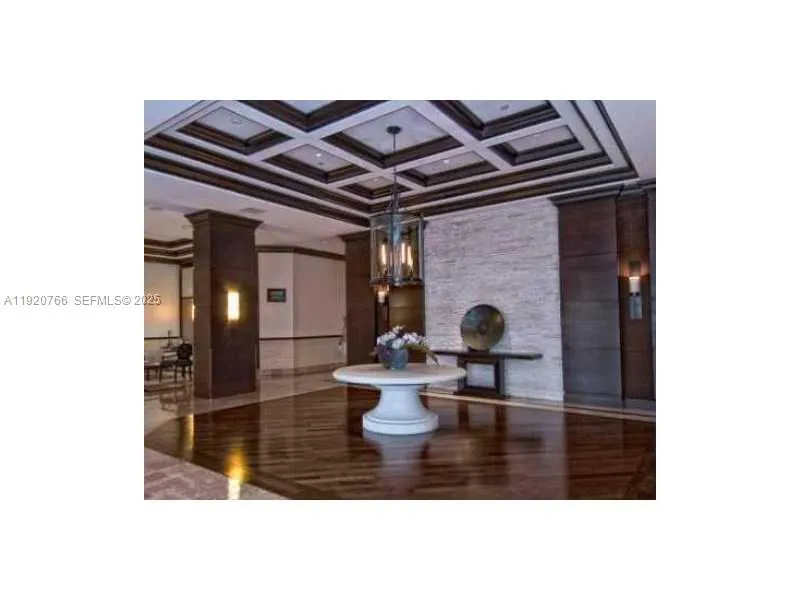 3600 Yacht Club Dr #1204 Aventura, FL 33180