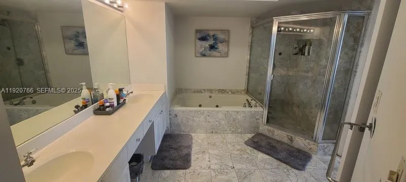 3600 Yacht Club Dr #1204 Aventura, FL 33180