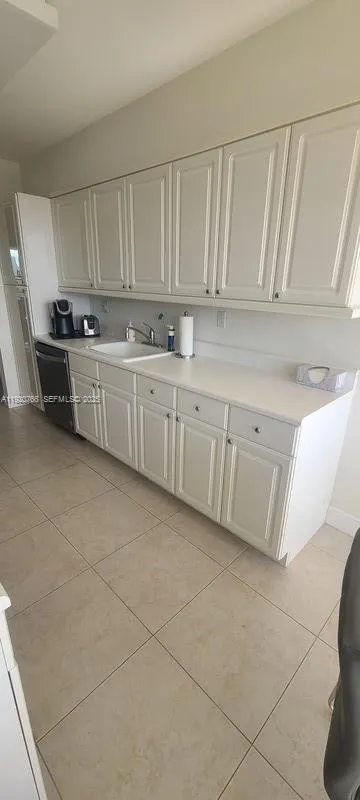 3600 Yacht Club Dr #1204 Aventura, FL 33180