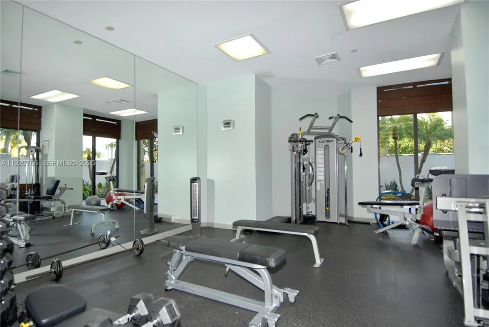 3600 Yacht Club Dr #1204 Aventura, FL 33180
