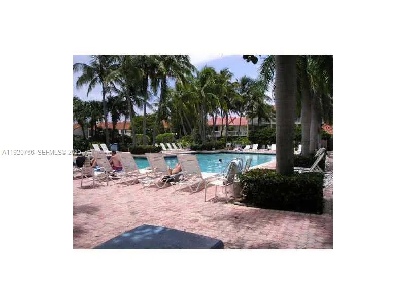 3600 Yacht Club Dr #1204 Aventura, FL 33180