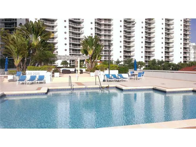 3600 Yacht Club Dr #1204 Aventura, FL 33180