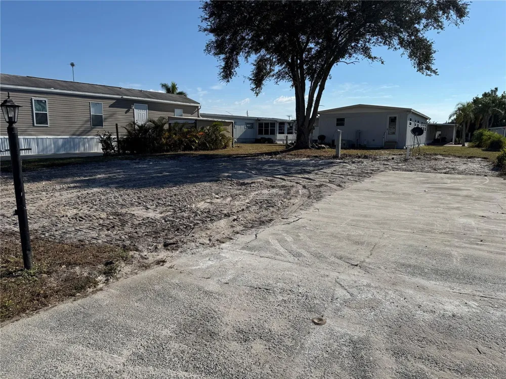 420 49TH STREET E #85 Palmetto, FL 34221