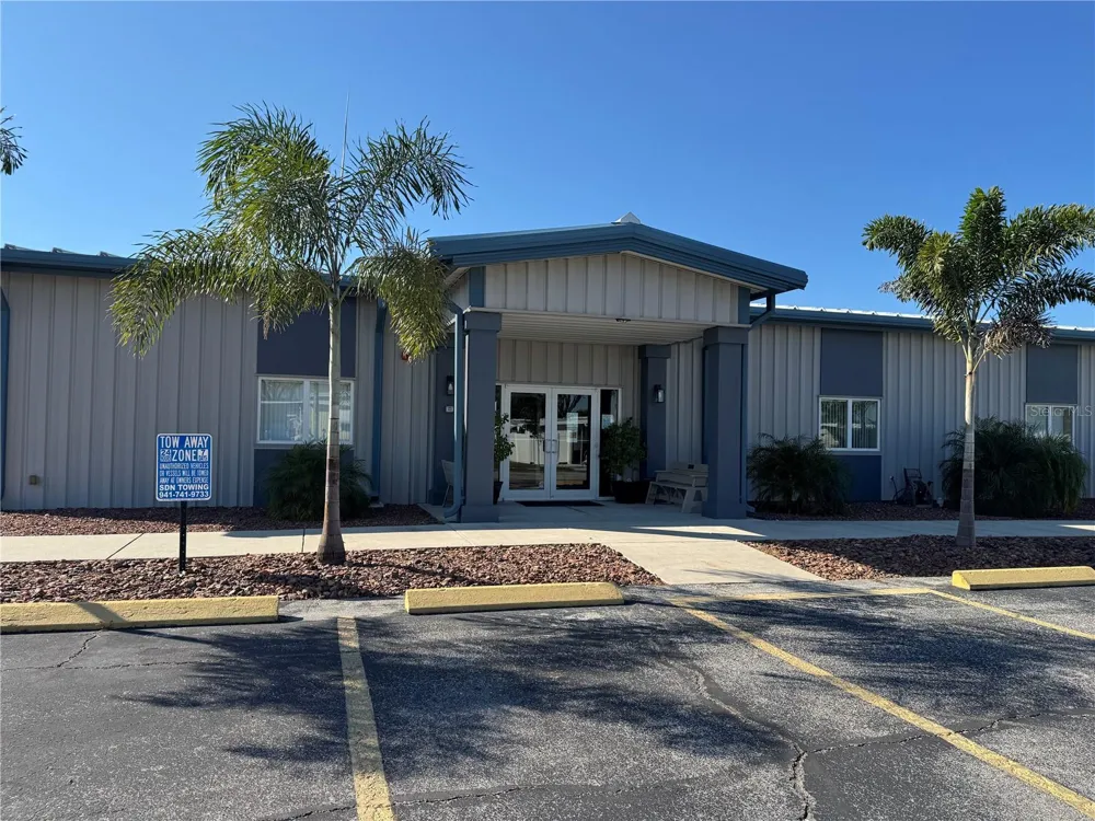 420 49TH STREET E #85 Palmetto, FL 34221
