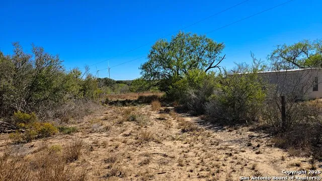 00 CR 123 Pawnee, TX 78145