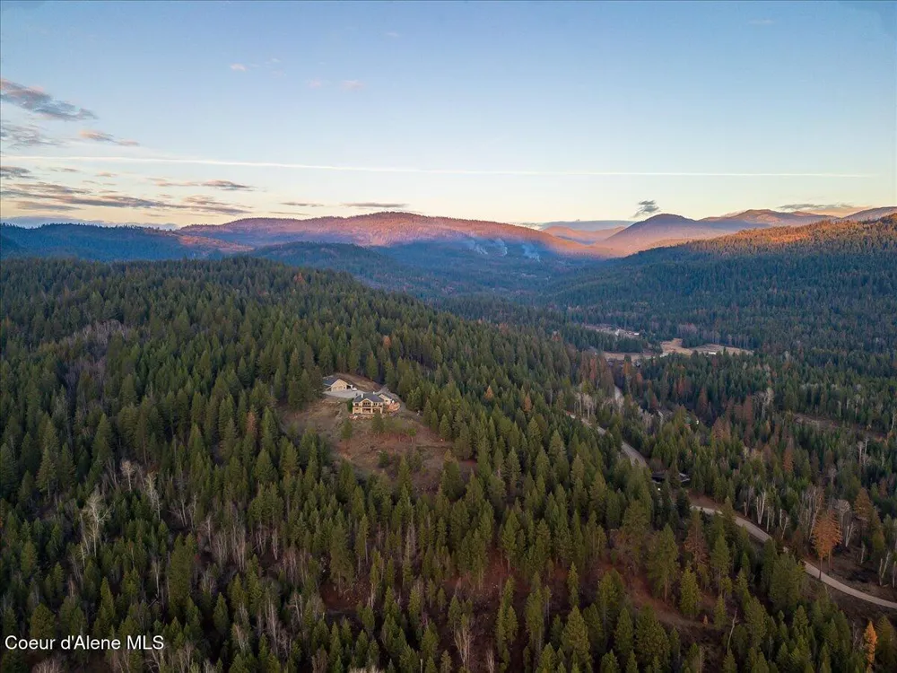 3251 Elmira Road Sandpoint, ID 83864