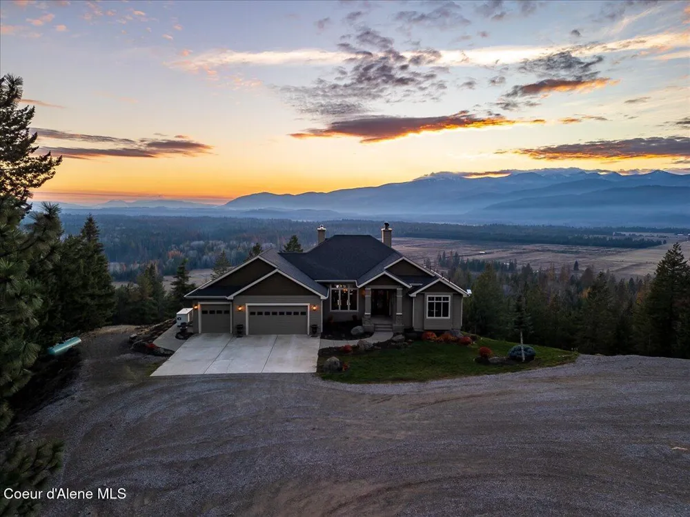 3251 Elmira Road Sandpoint, ID 83864