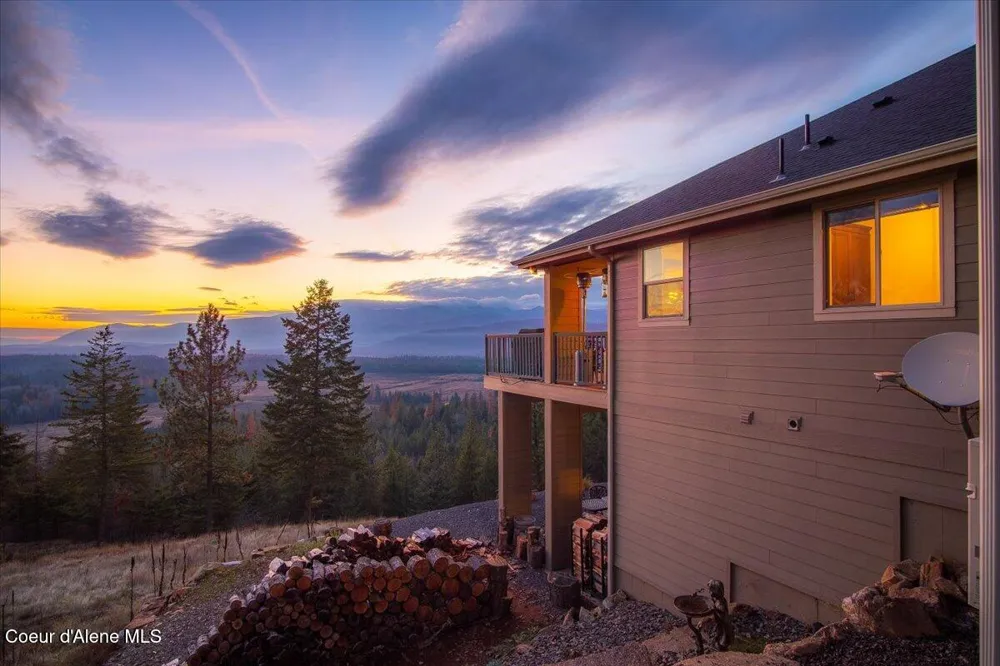 3251 Elmira Road Sandpoint, ID 83864