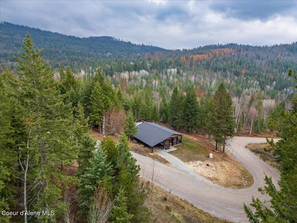 3251 Elmira Road Sandpoint, ID 83864