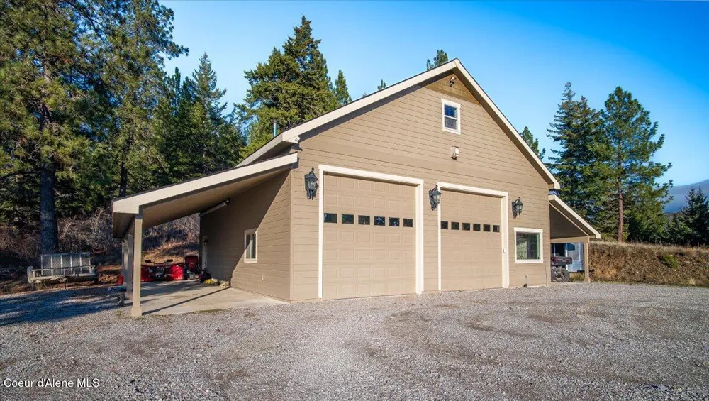 3251 Elmira Road Sandpoint, ID 83864