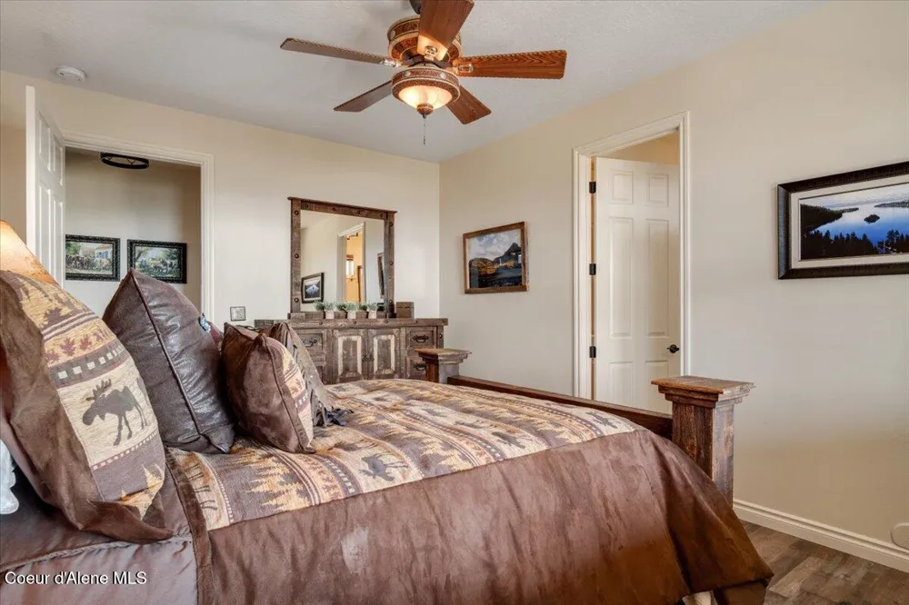 3251 Elmira Road Sandpoint, ID 83864