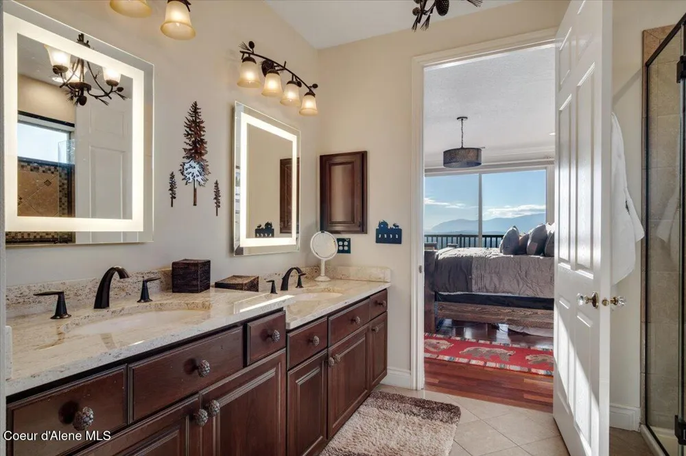 3251 Elmira Road Sandpoint, ID 83864