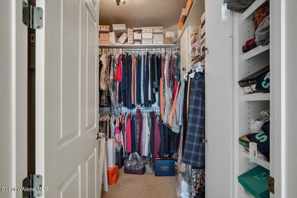 3251 Elmira Road Sandpoint, ID 83864